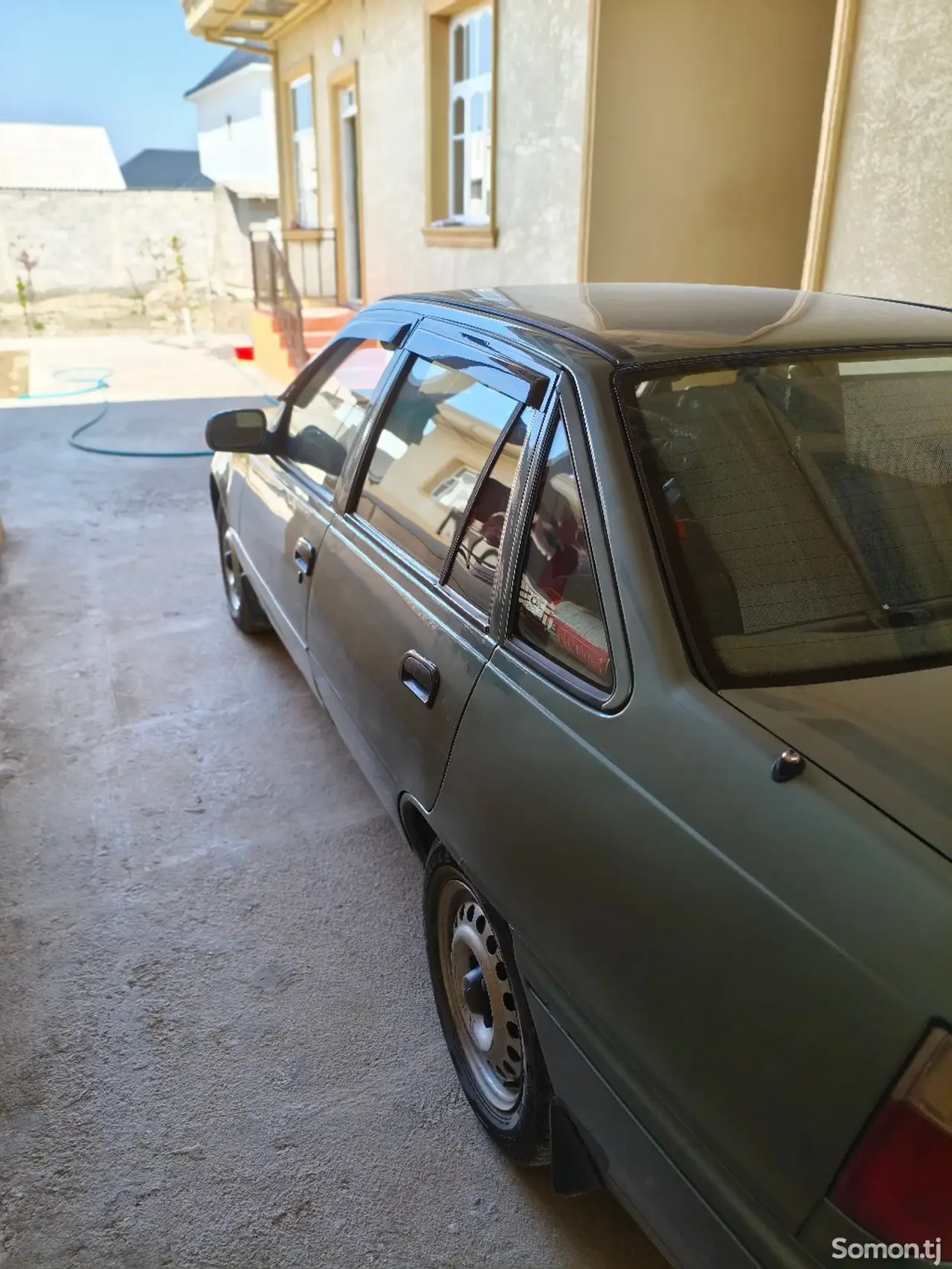 Daewoo Nexia 1996 · 1.6 MT