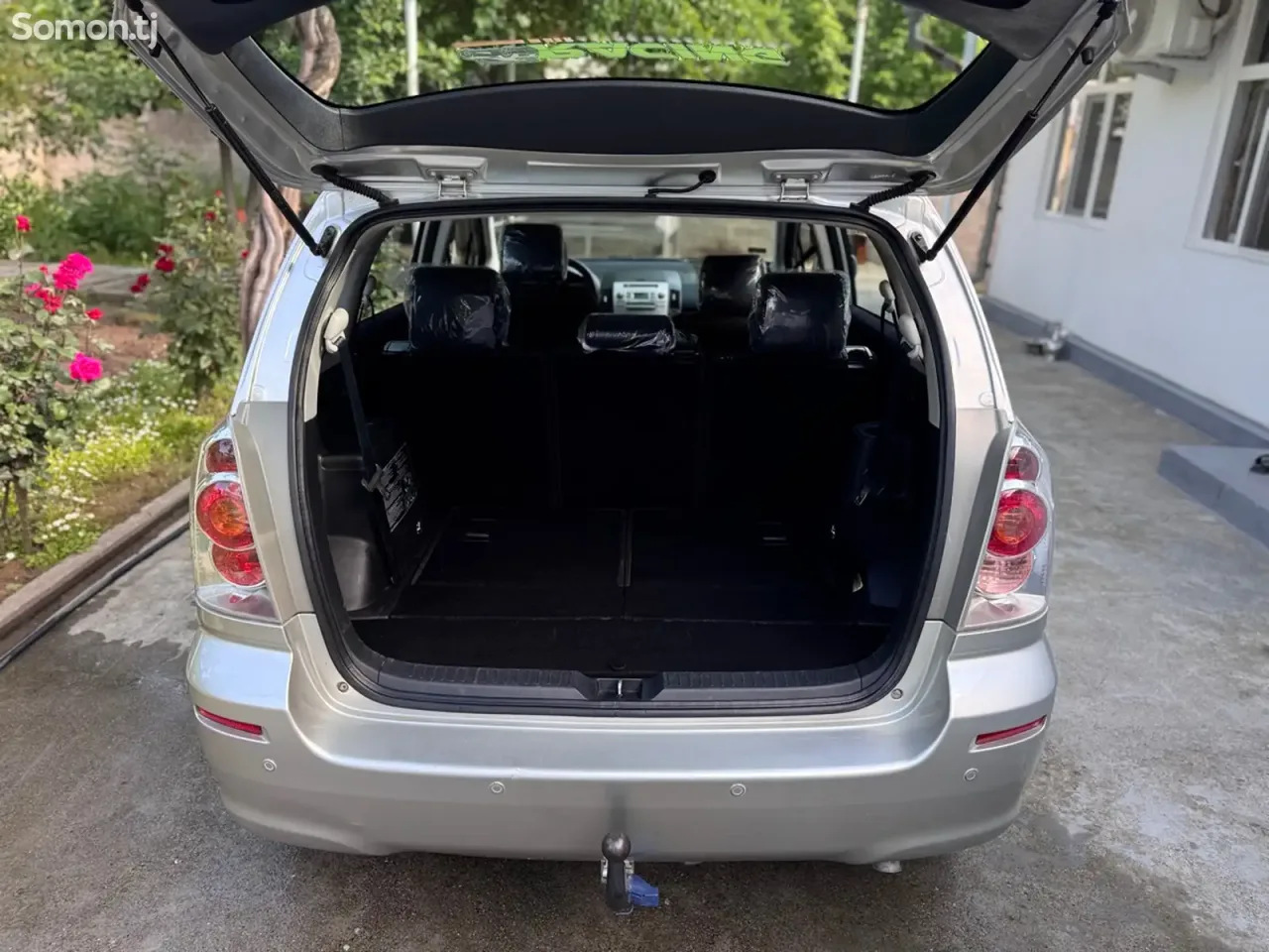 Toyota Corolla Verso 2006 · 1.8 MT