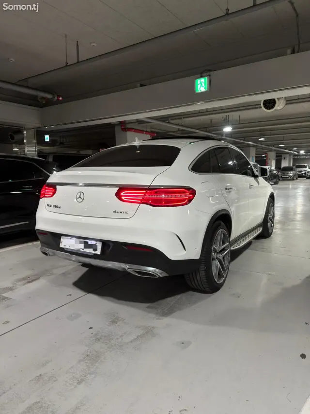 Mercedes-Benz GLE class 2016 · 3.0 AT