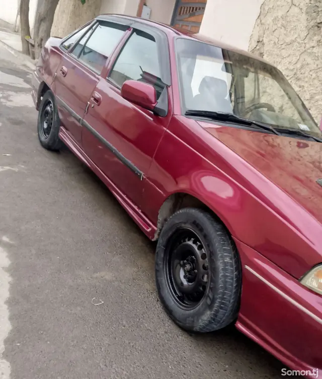 Daewoo Nexia 1995 · 1.5 MT