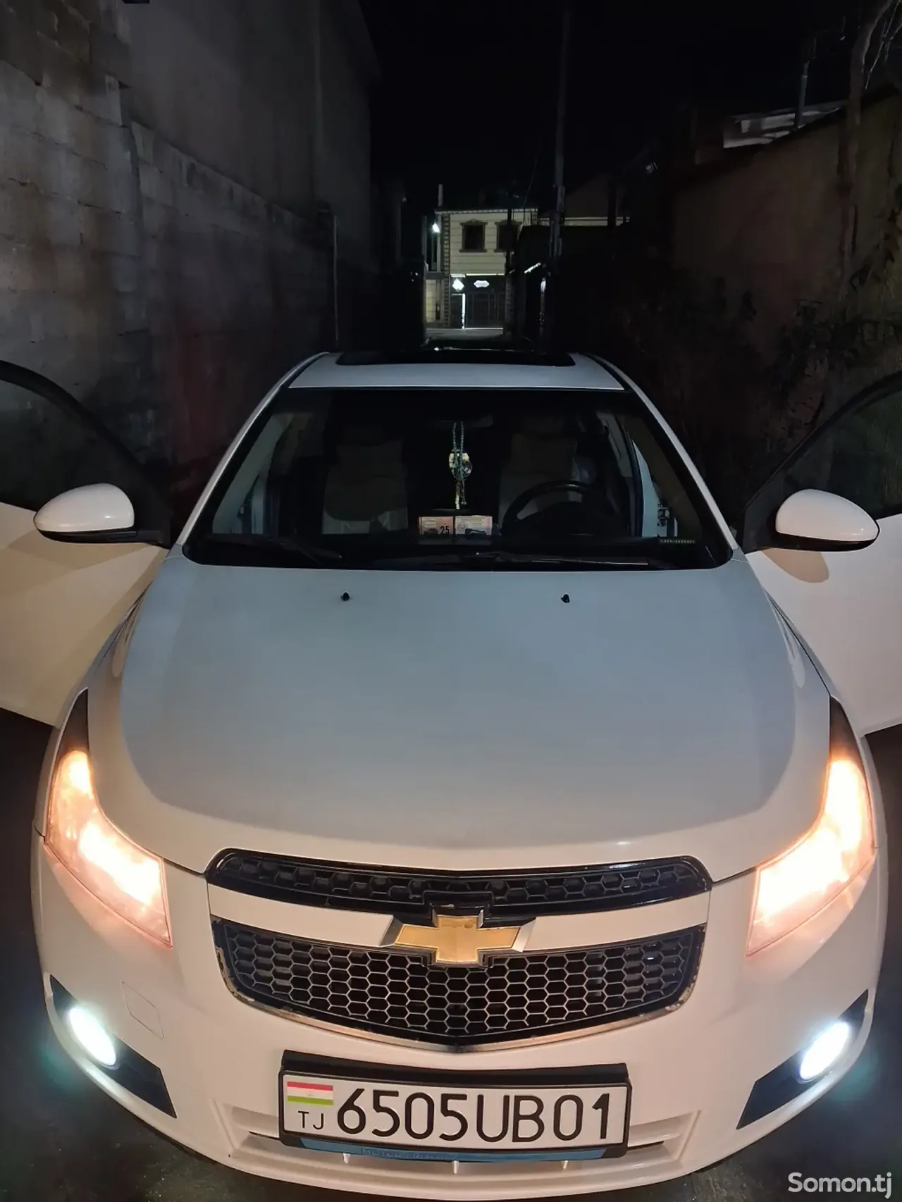 Chevrolet Cruze 2010 · 1.8 AT