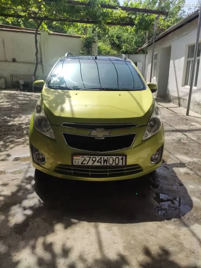 Chevrolet Spark 2010 · 1.3 AT