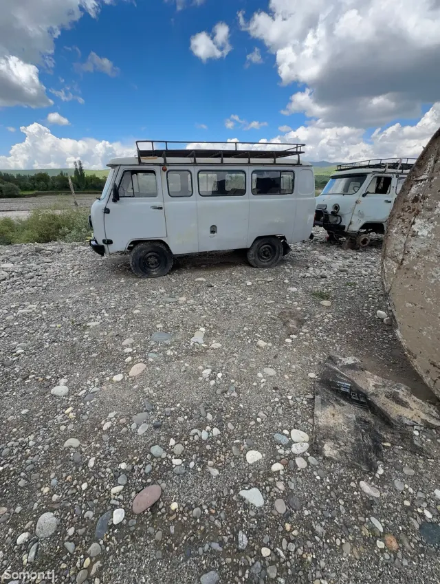 УАЗ 469 2006 · 2.7 MT