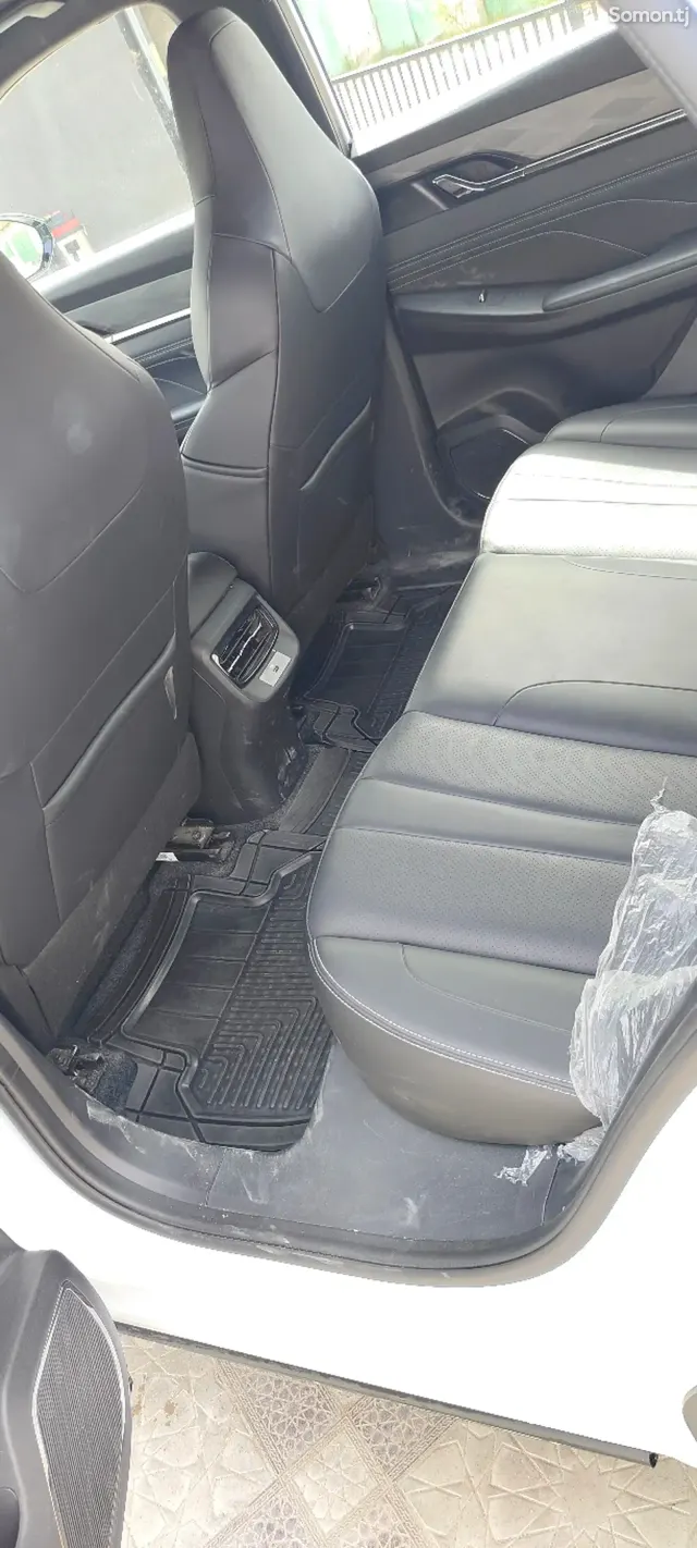 Dongfeng L7 2025 · AMT
