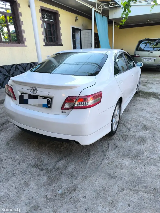 Toyota Camry 2009 · 2.4 AT