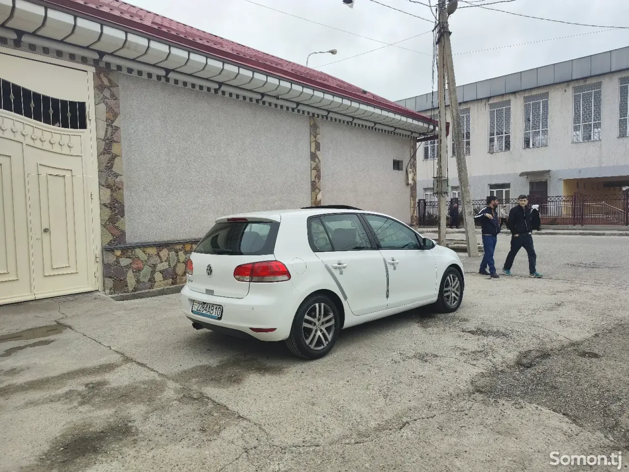 Volkswagen Golf 2011 · 2.0 AT