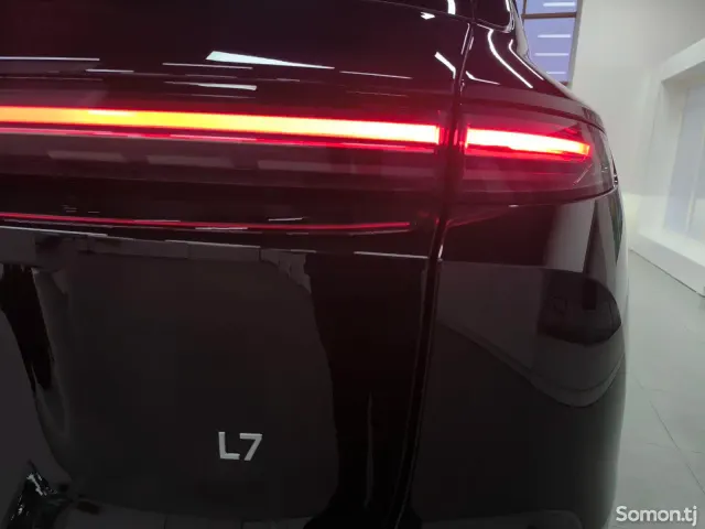 Li Auto (Lixiang) L7 2025 · 1.5 AT