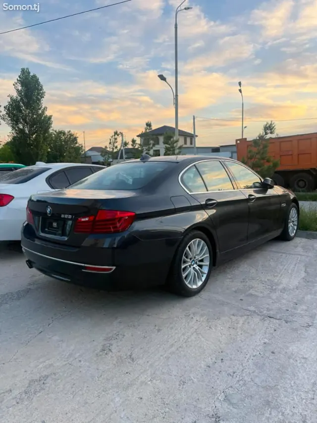 BMW 5 series 2014 · 2.0 AT