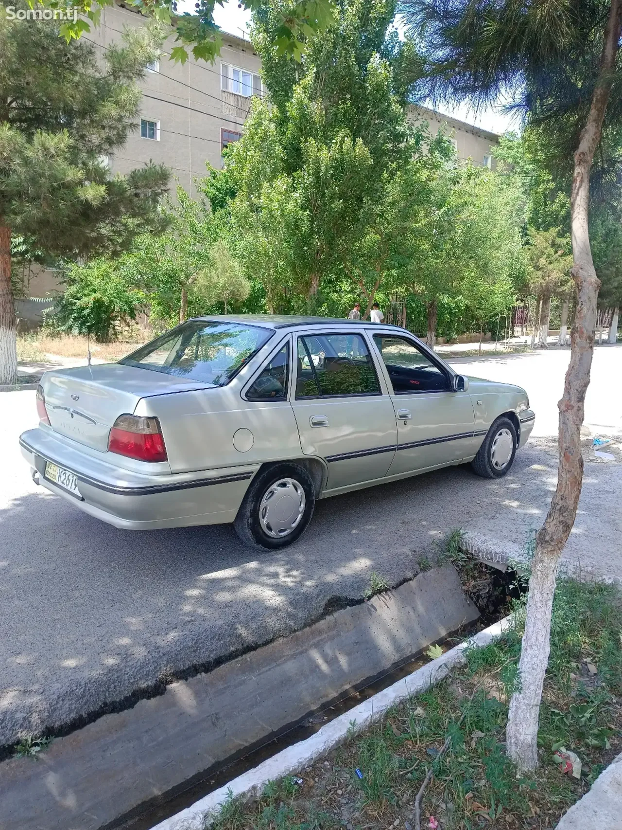Daewoo Nexia 1995 · 1.5 MT