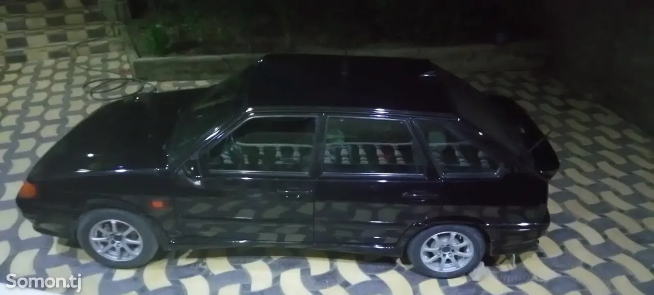 Lada (ВАЗ) 2114 2010 · 1.7 MT