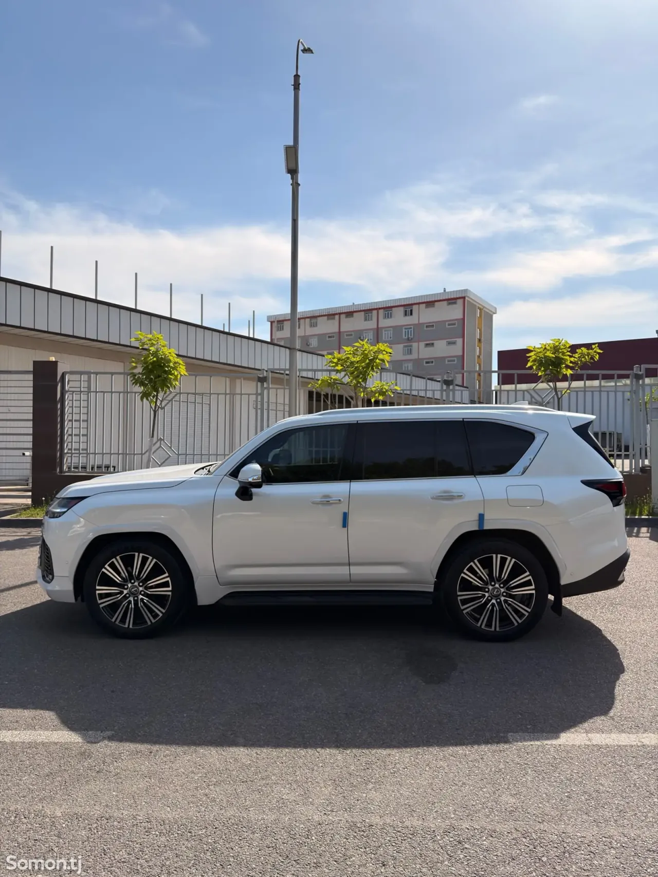Lexus LX series 2025 · 3.5 AT