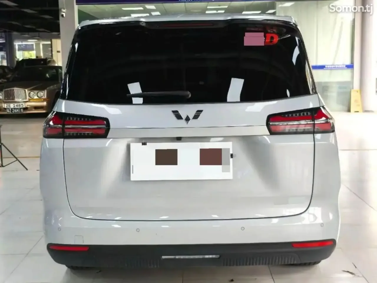 Wuling Starlight 2025 · AT