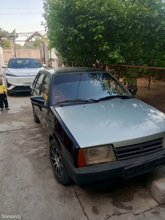 Lada (ВАЗ) 21099 2000 · 1.5 MT