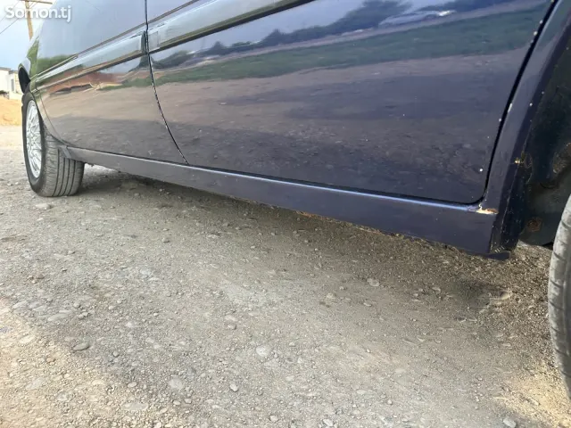 Opel Vectra B 1993 · 1.6 MT