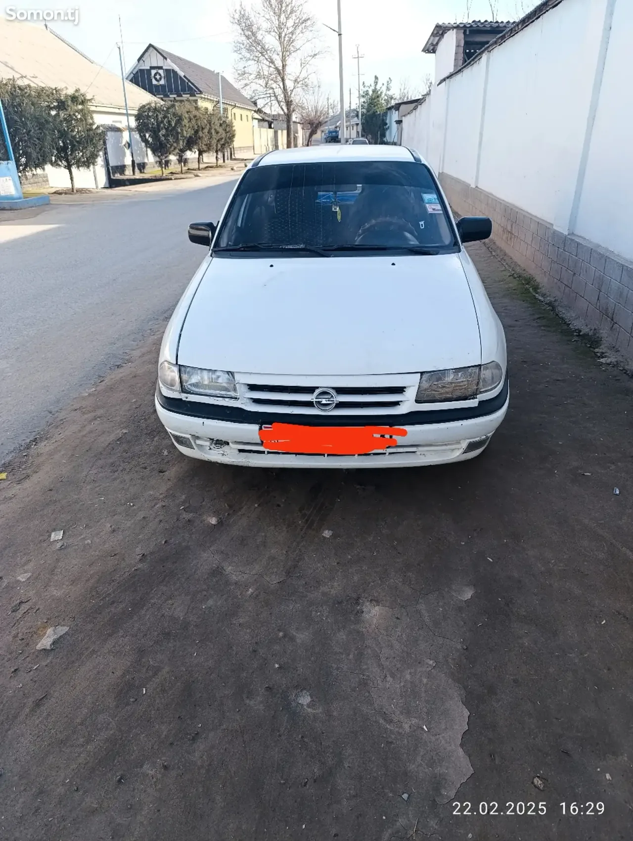 Opel Astra F 1994 · 1.6 MT