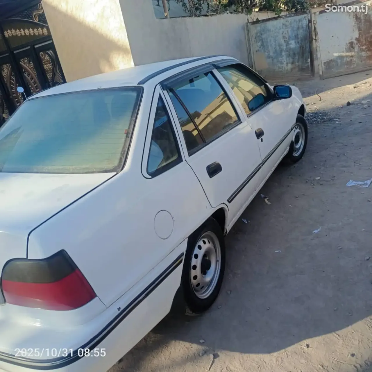Daewoo Nexia 1996 · 1.6 MT