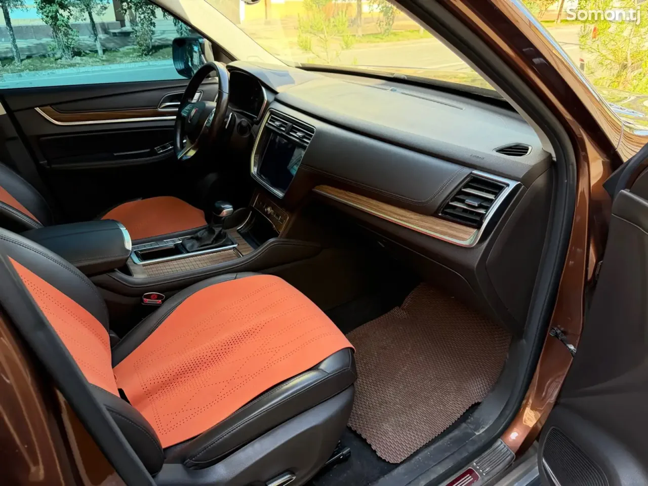 Roewe RX8 2018 · 2.0 AT