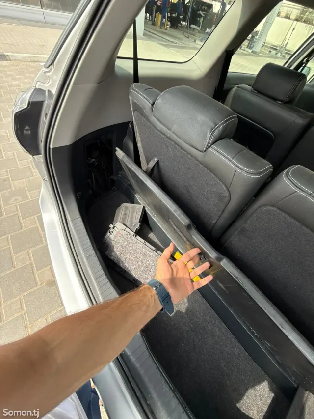 Toyota Wish 2015 · 1.8 AT