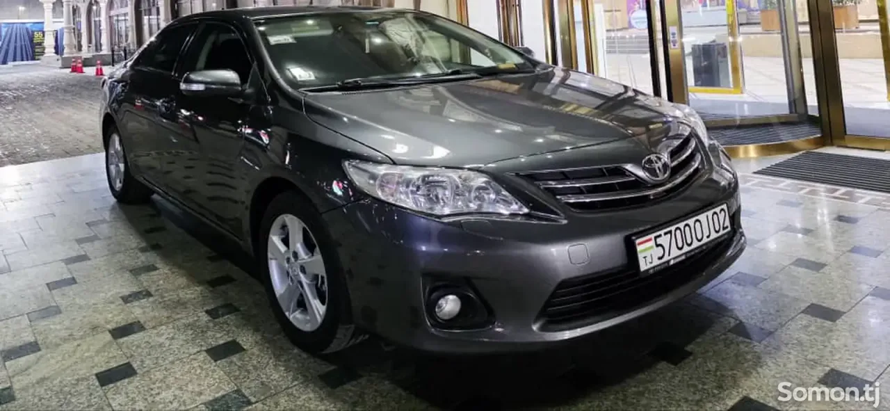 Toyota Corolla 2012 · 1.6 MT