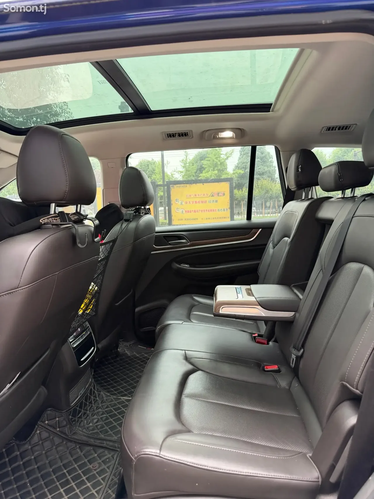 Roewe RX8 2018 · 2.0 AT