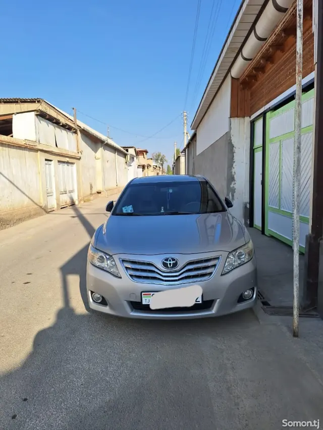 Toyota Camry 2011 · 2.5 AT