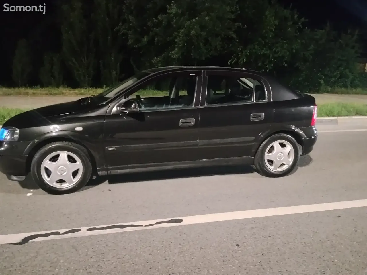 Opel Astra G 1999 · 1.6 MT