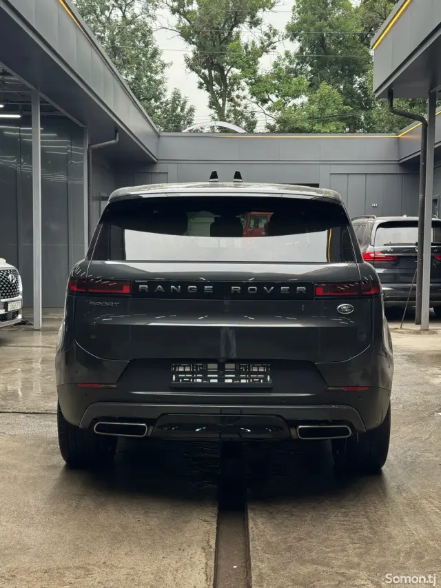 Land Rover Range Rover Sport 2024 · 3.0 AT
