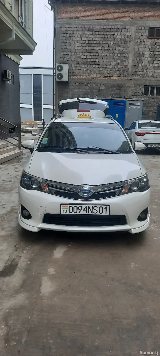 Toyota Fielder 2014 · 1.5 AT