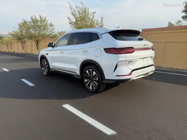 BYD Song Plus 2025 · AT