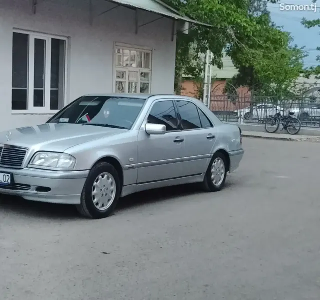 Mercedes-Benz C class 1999 · 2.8 AT