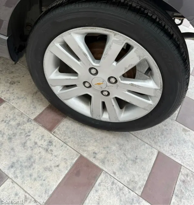 Chevrolet Spark 2014 · 1.0 AT