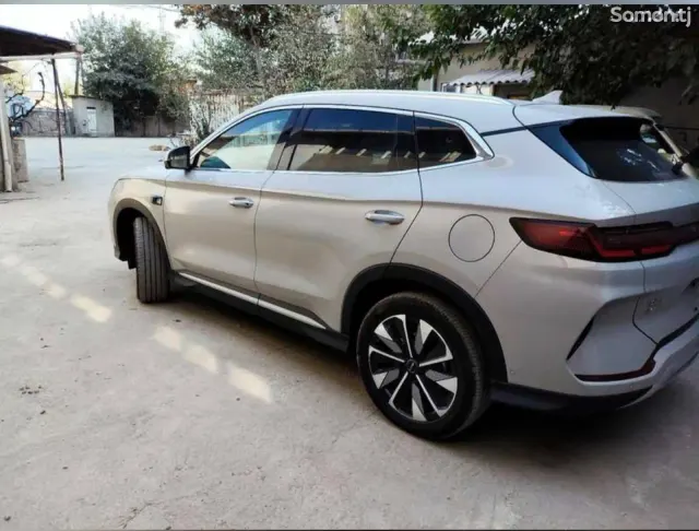 BYD Song Plus 2025 · AT