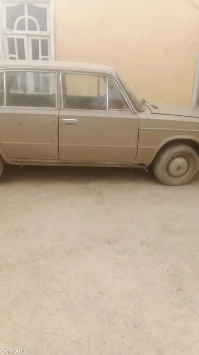 Lada (ВАЗ) 2106 1986 · 1.4 MT