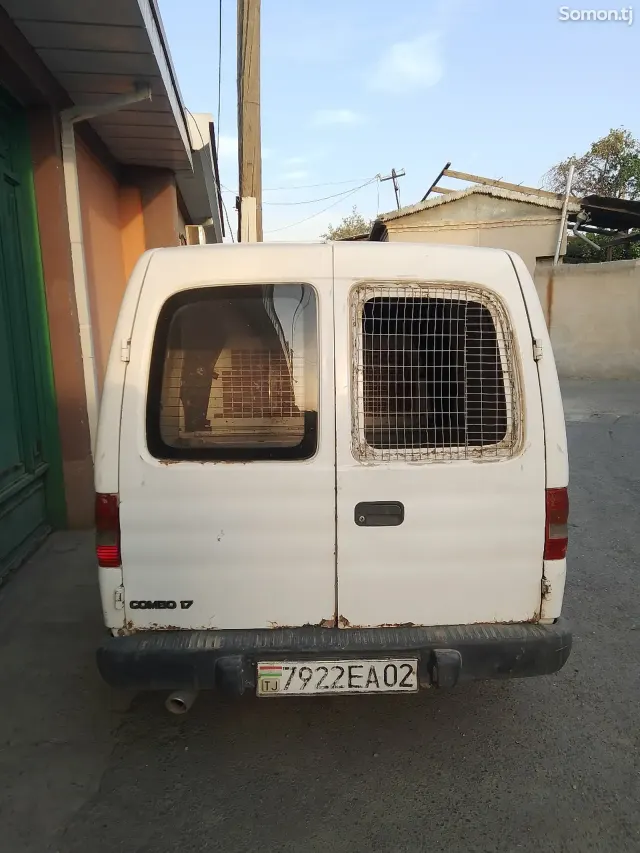 Opel Combo 1994 · 1.6 MT