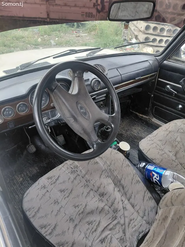 Lada (ВАЗ) 2106 1987 · 1.5 MT