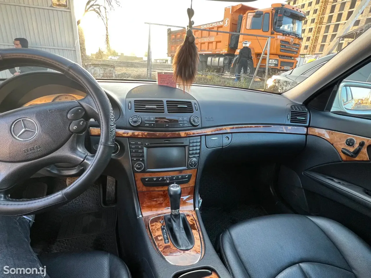 Mercedes-Benz E class 2009 · 3.5 AT