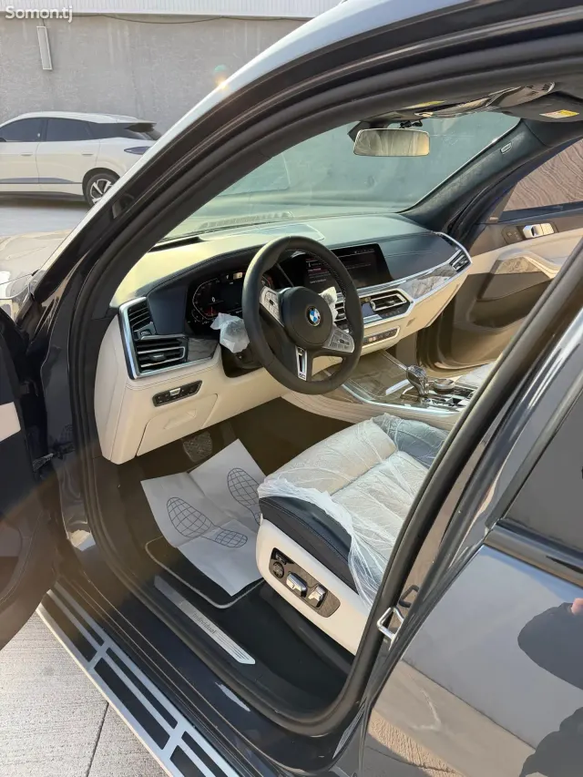 BMW X7 2019 · 3.0 AT