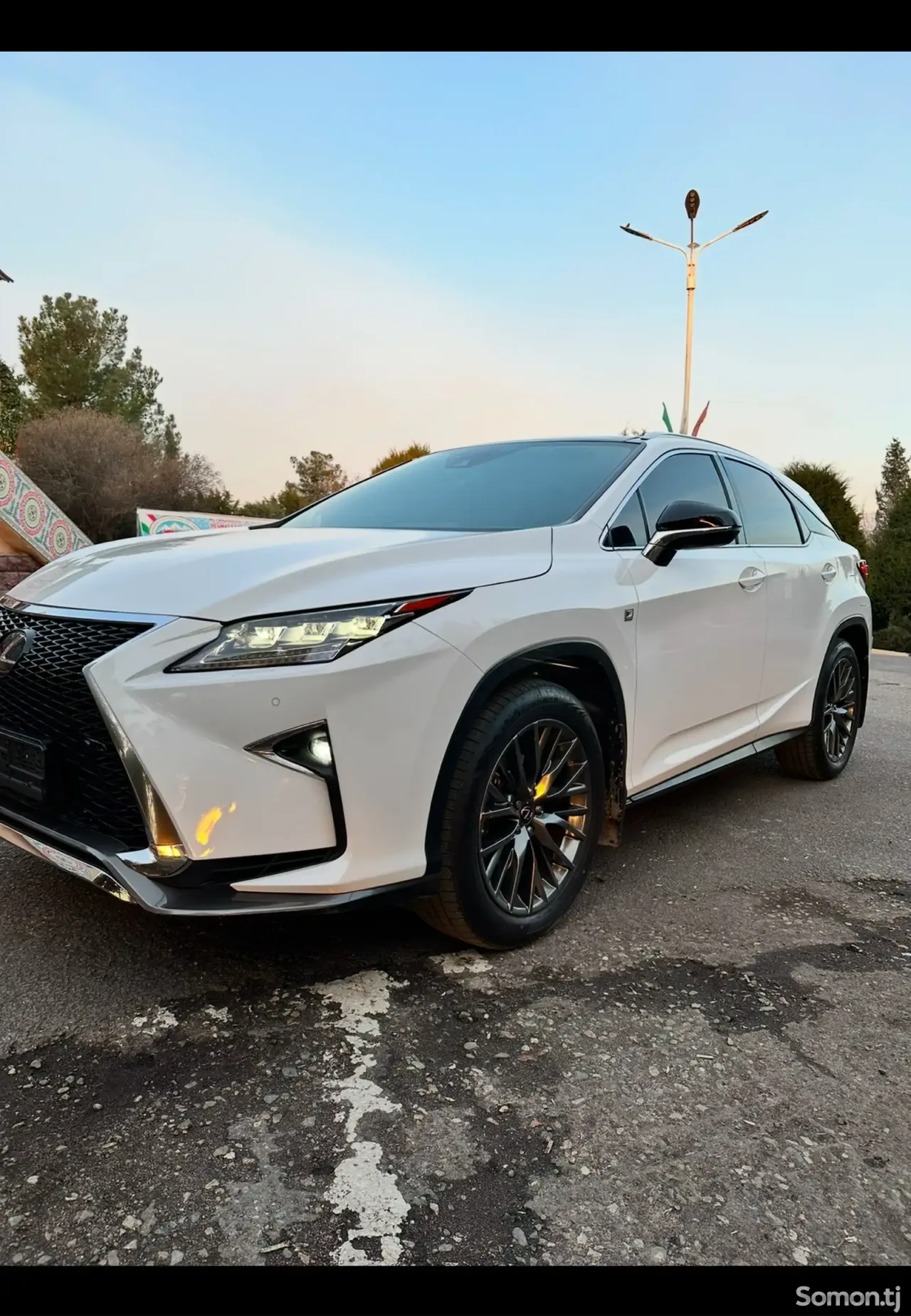 Lexus RX series 2017 · 3.5 AT