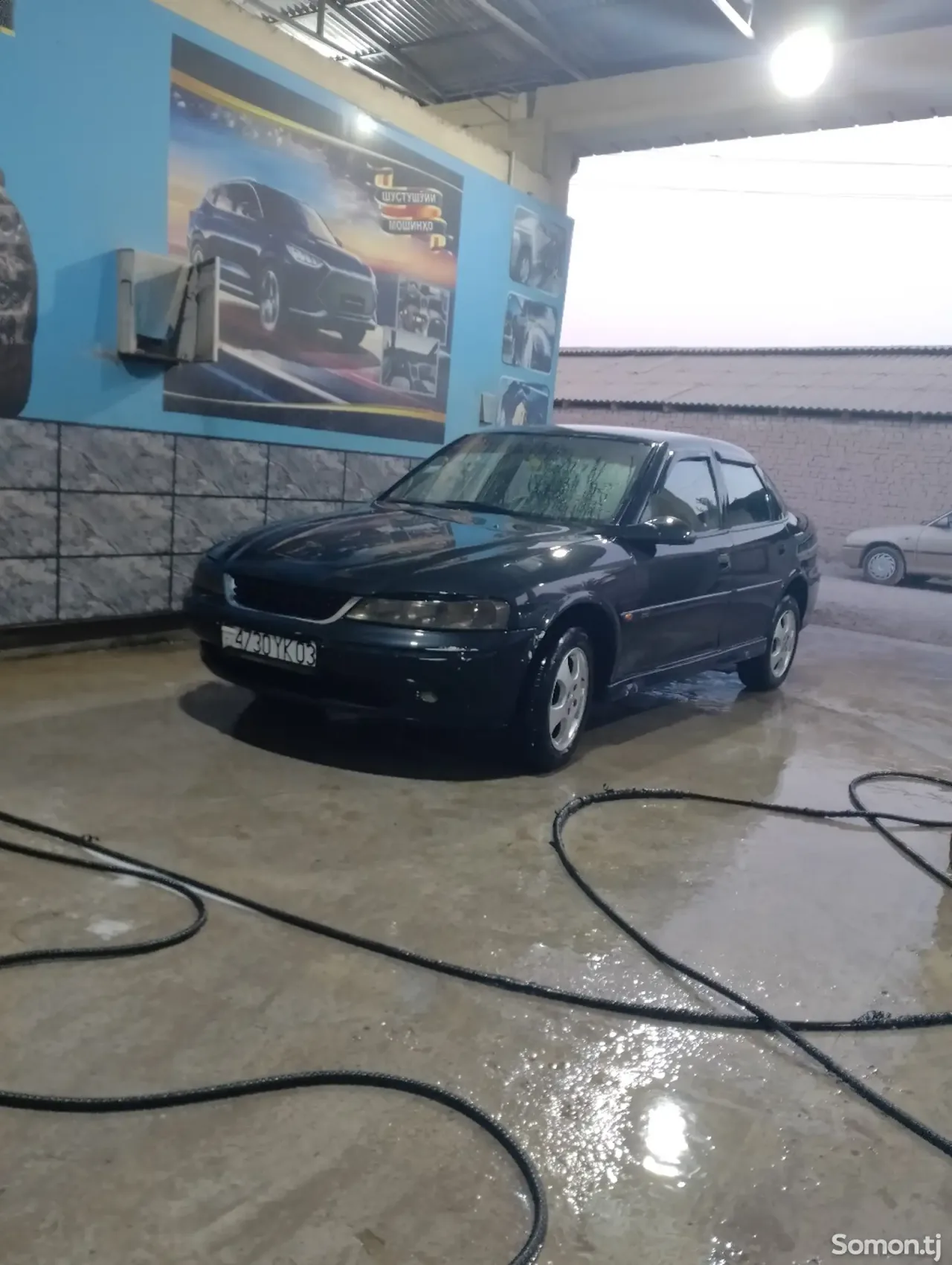 Opel Vectra B 1996 · 1.6 MT