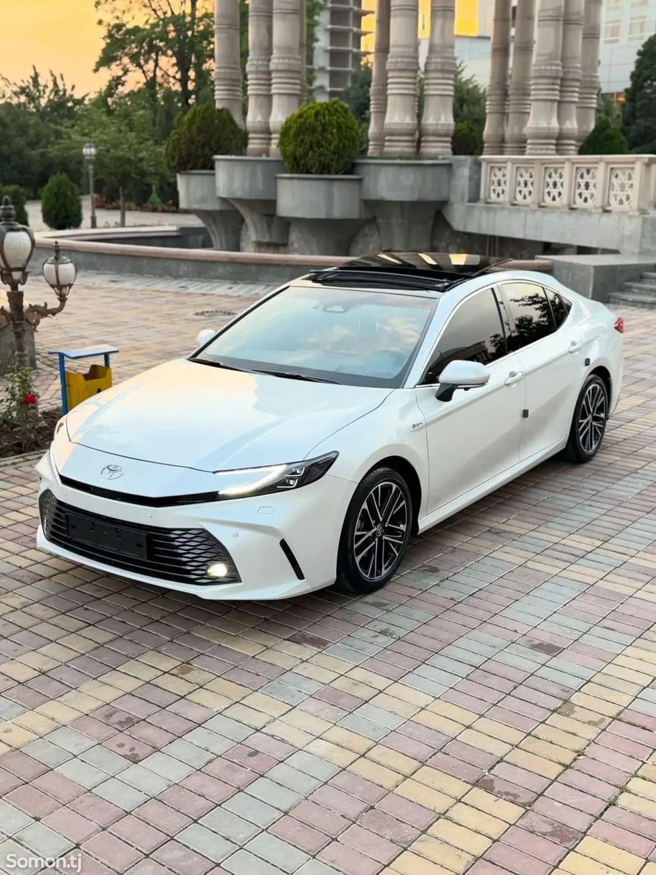 Toyota Camry 2026 · 2.5 AT