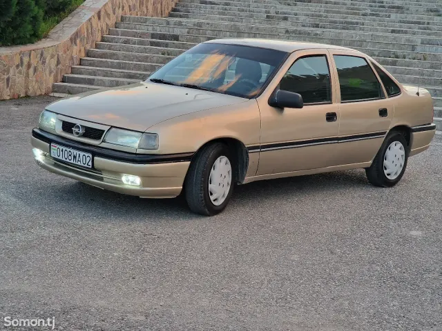 Opel Vectra A 1991 · 1.6 MT
