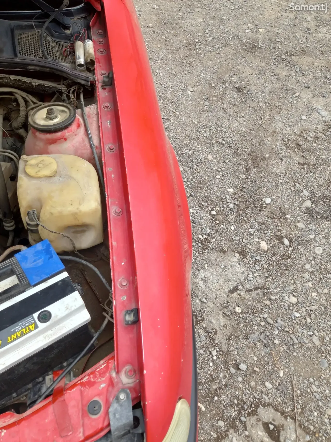 Opel Vectra A 1993 · 1.6 MT