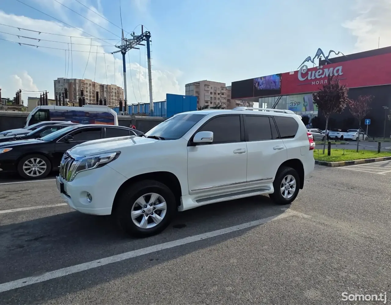 Toyota Land Cruiser Prado 2013 · 4.0 AT