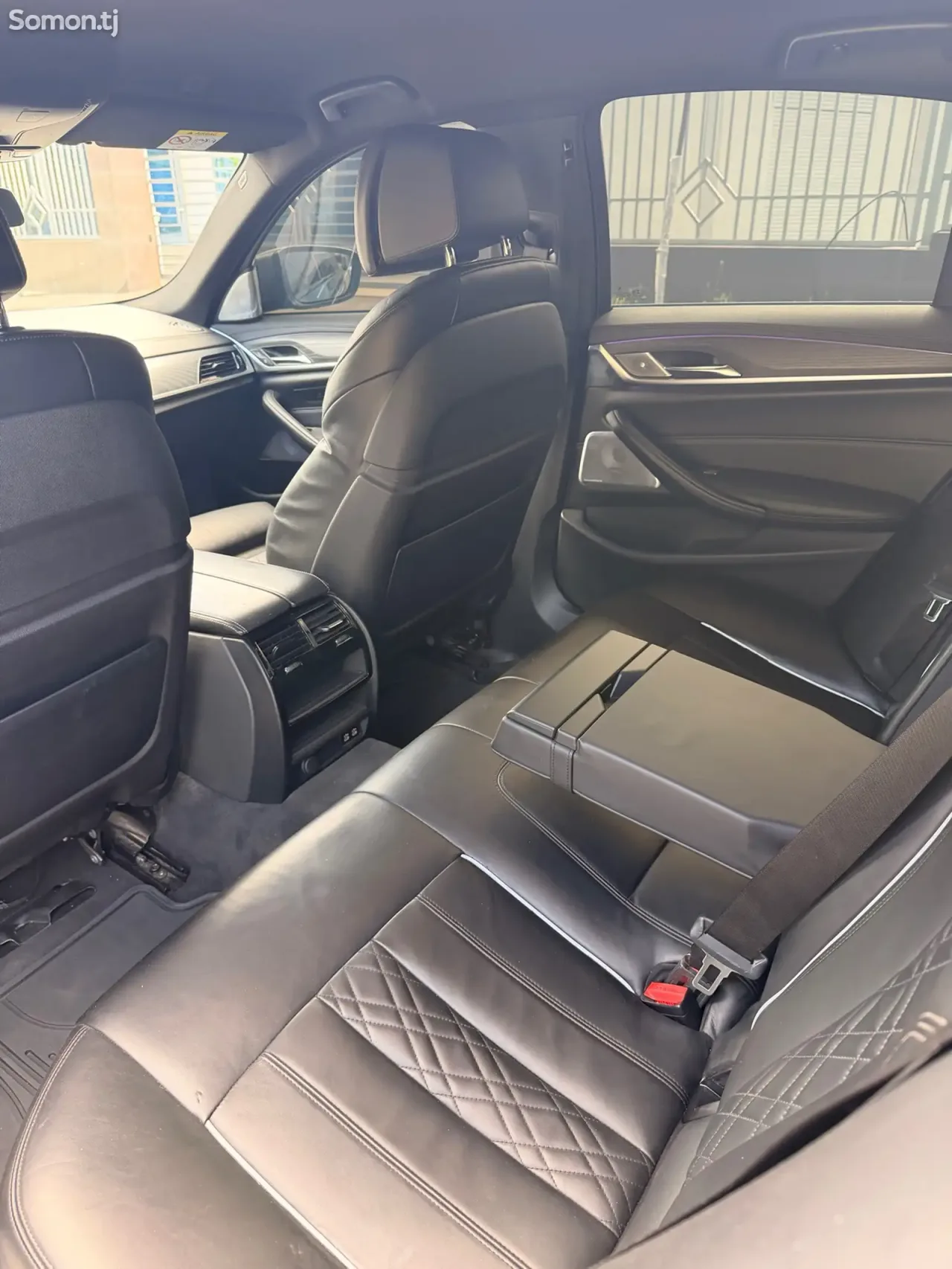 BMW 5 series 2022 · 3.0 AT