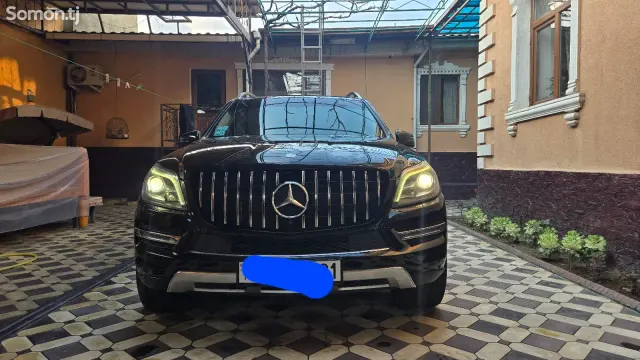Mercedes-Benz GL class 2013 · 3.5 CVT