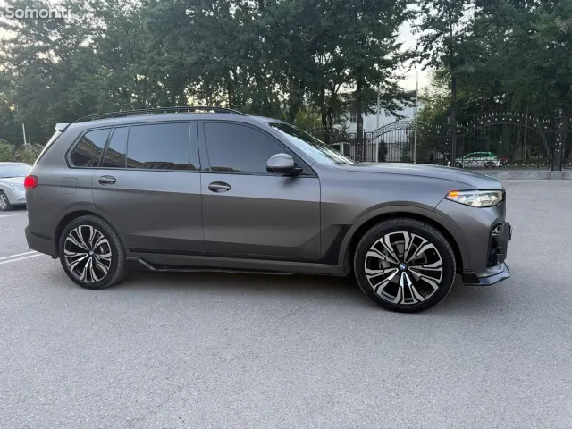 BMW X7 2020 · 4.0 AT