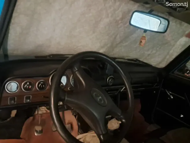 Lada (ВАЗ) 2106 1984 · 1.4 MT