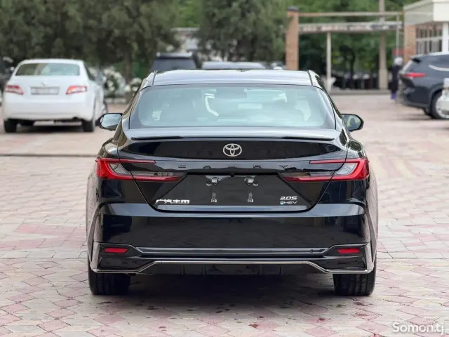Toyota Camry 2026 · 2.0 AT