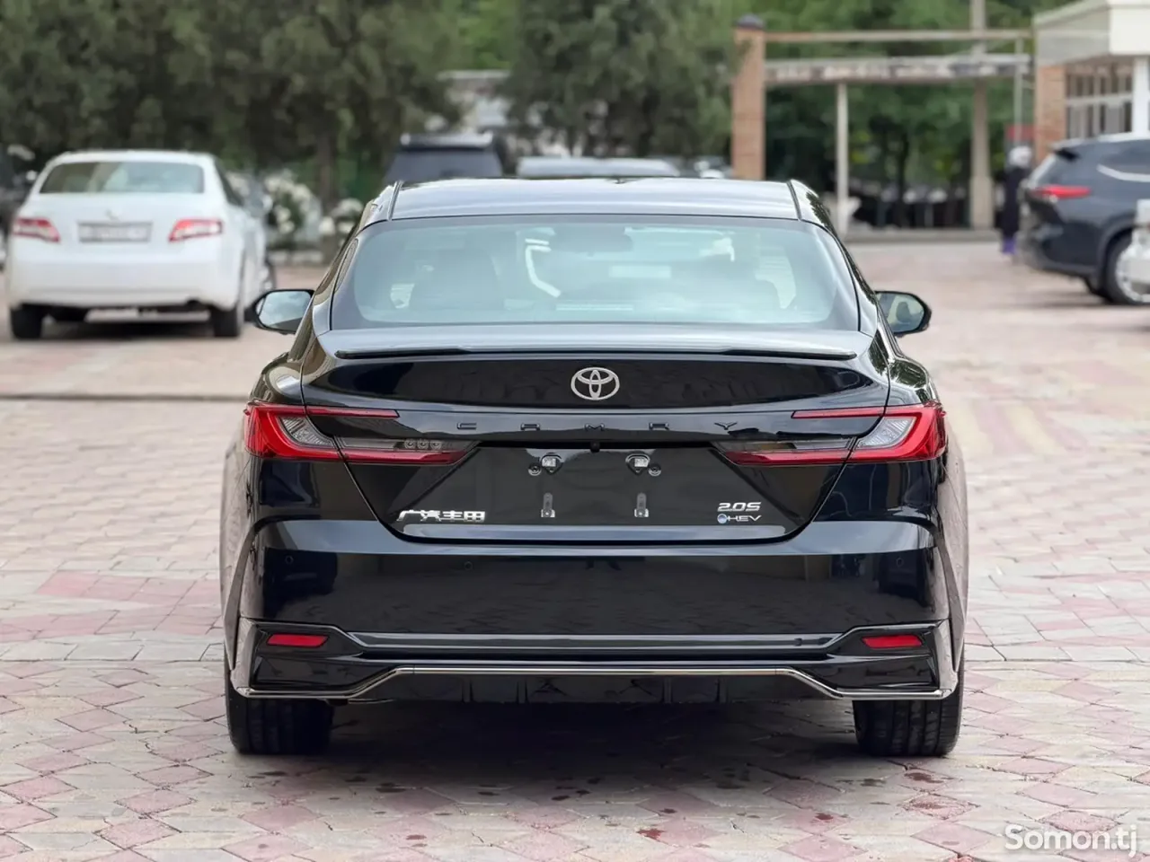 Toyota Camry 2026 · 2.0 AT