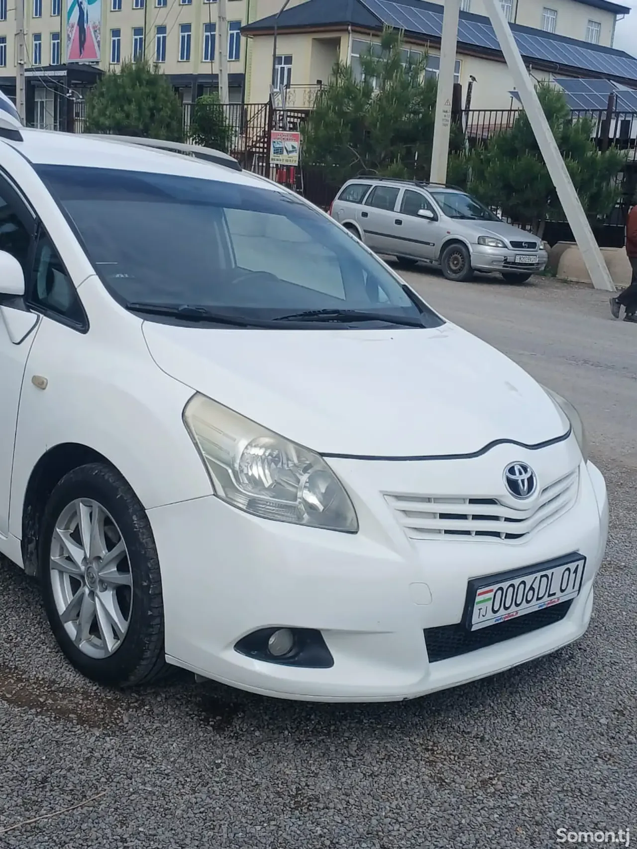 Toyota Verso 2009 · 2.0 MT